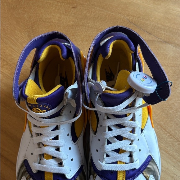 Nike Air Hurache Lakers Colors main image 8